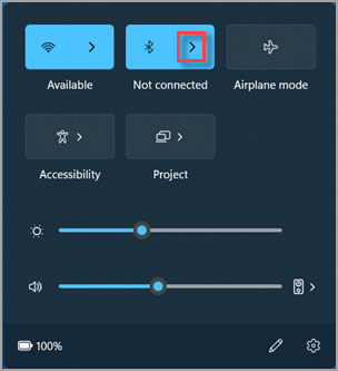 Настоящий скриншот быстрых настроек Windows 11: выделена кнопка управления Bluetooth-устройствами.